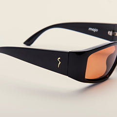 MOJO (Black w/Dark Amber Lense)