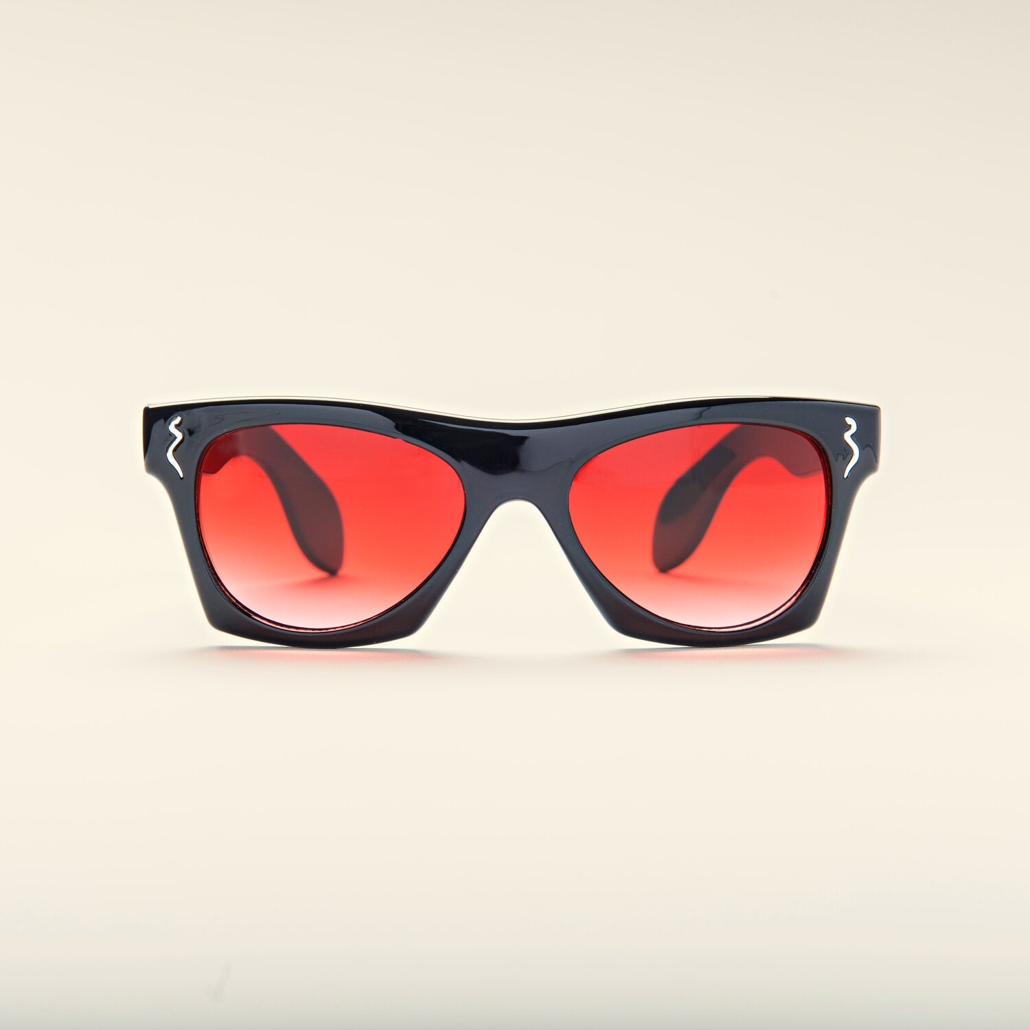 NEW YORK NIGHT TRAIN (BLACK CHERRY)