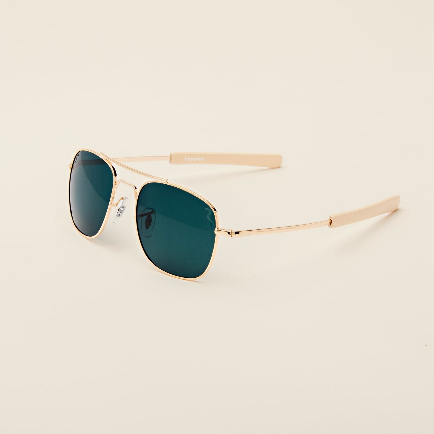 BAYONET (Gold w/Green Lense)