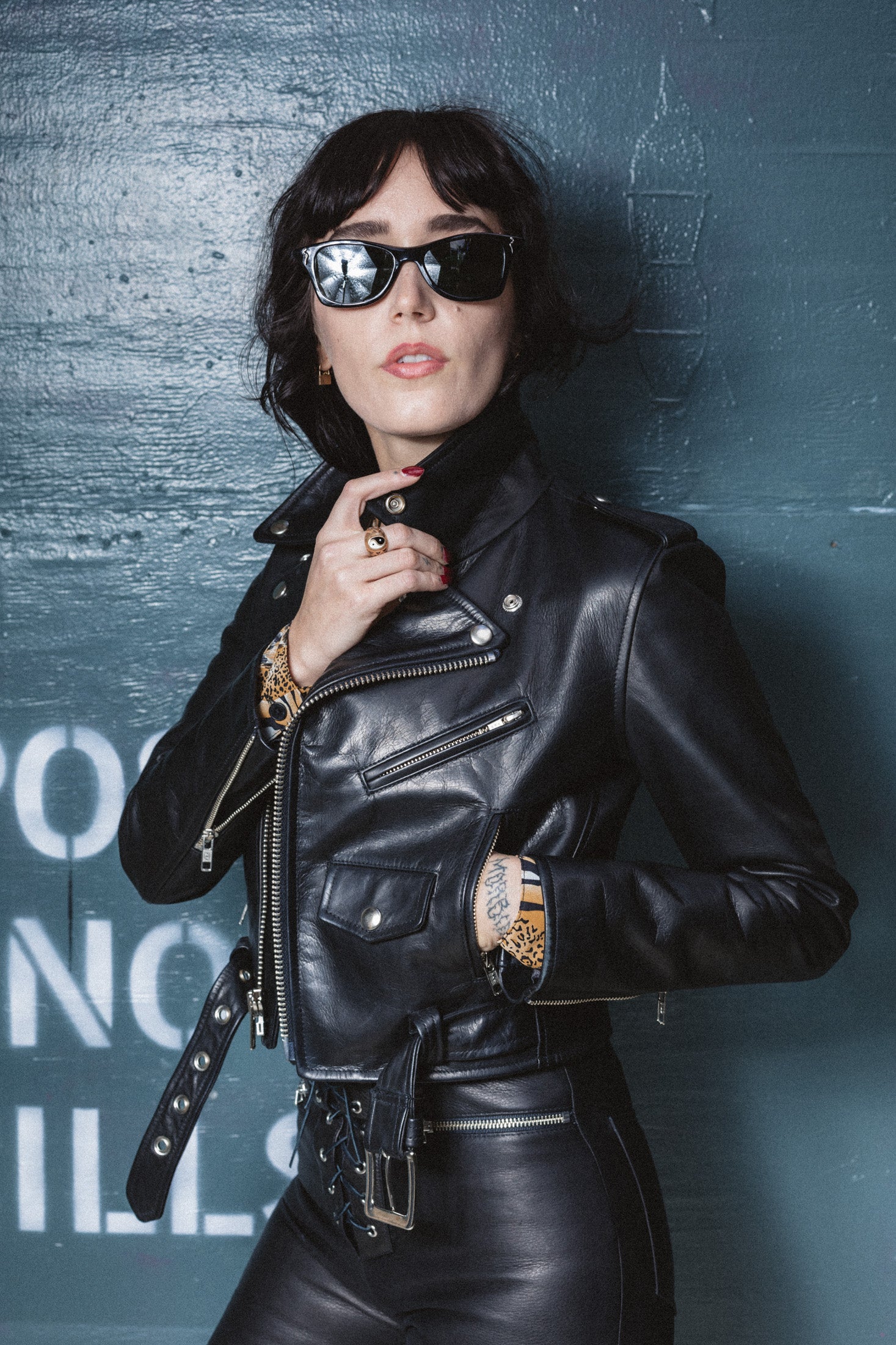 CROPPED BOWERY BLACK LEATHER JACKET (WOMENS)