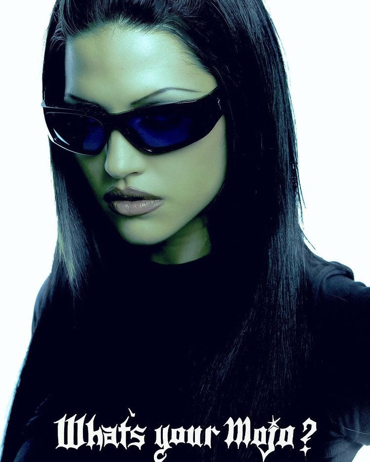 MOJO (Black w/Blue Lense)