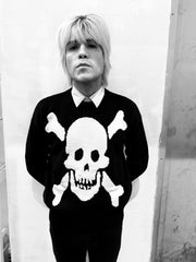 SKULL AND CROSSBONES SWEATER