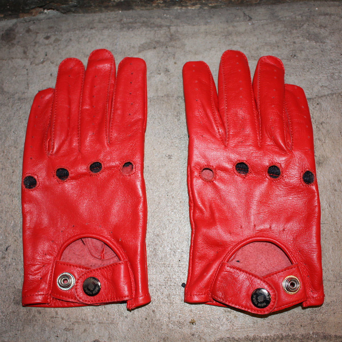 THE OUTSIDER Red Leather Gloves (MENS)